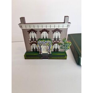 Shelia's Collectibles Mercer House Savannah GA Wooden Shelf Sitter Boxed Cottage
